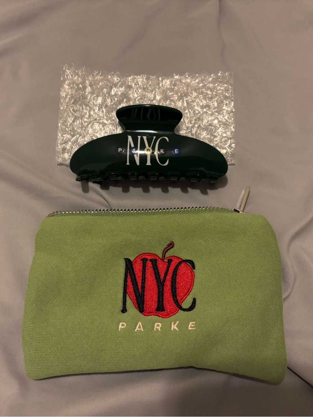 Parke NYC Dark Green Subway Claw Clip NYC Pop Up Brand New
